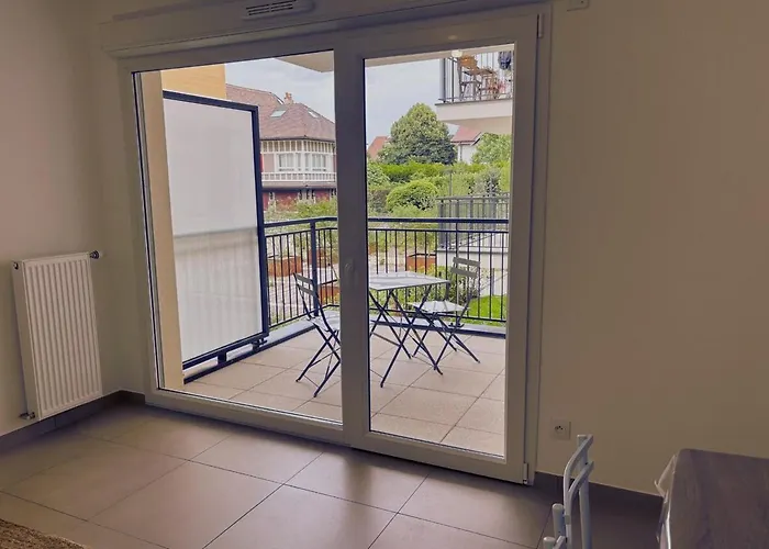 Apartament Le Cocon Centre - Cosy - Proche Station Service