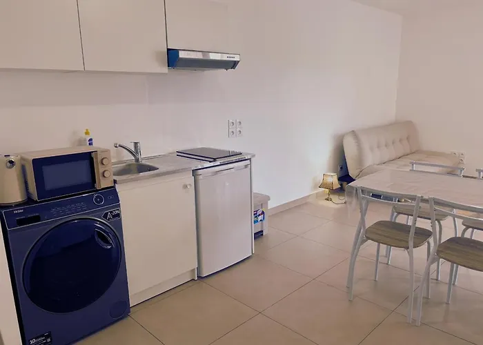 Le Cocon Centre - Cosy - Proche Station Service Apartament *